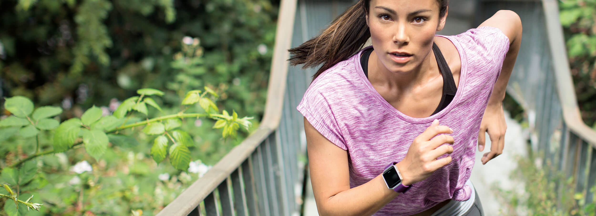 Fitness náramek pro sledování aktivit, notifikací a tepu Fitbit Blaze