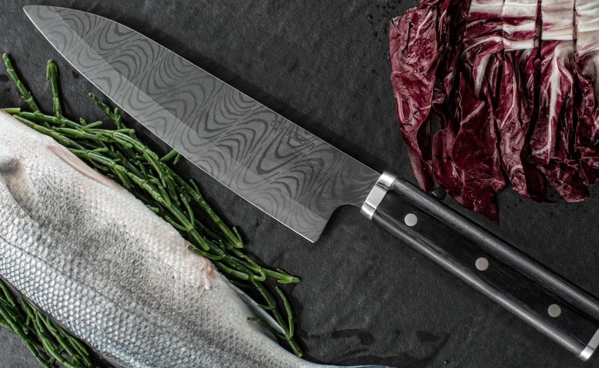 Profesionální keramický nůž Kyocera Kizuna pro práci v kuchyni