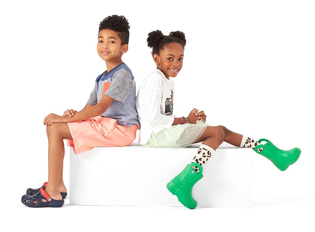 Pohodlné dětské gumáky Crocs Handle It Rain Boot Kids pro pevnou oporu nohy