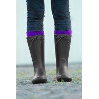 Dámské holínky (gumáky) Crocs Freesail Rain Boot v černé barvě - na noze (lifestyle) [1]