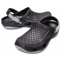 Pánské pantofle (nazouváky) Crocs Swiftwater Deck Clog, Black / Light Grey [4]