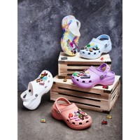 Dámské pantofle (nazouváky) na platformě Crocs Classic Tie-Dye Graphic Clog [2]