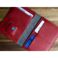 Kožená peněženka FIXED Smile Passport se smart trackerem FIXED Smile PRO, velikost cestovního pasu, červená [6]
