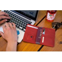 Kožená peněženka FIXED Smile Passport se smart trackerem FIXED Smile PRO, velikost cestovního pasu, červená [7]