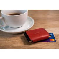 Kožená peněženka FIXED Tiny Wallet for AirTag z pravé hovězí kůže, červená [4]