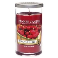 Yankee Candle Black Cherry vonná svíčka 340 g