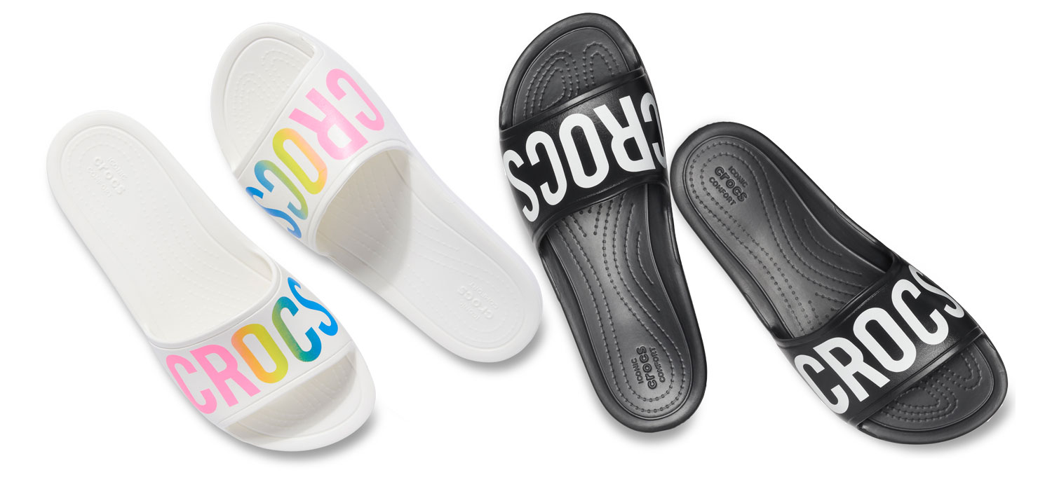 Univerzální pantofle s jemnými tvary pro ženy v limitované edici s potiskem Crocs Sloane Logo Mania Slide
