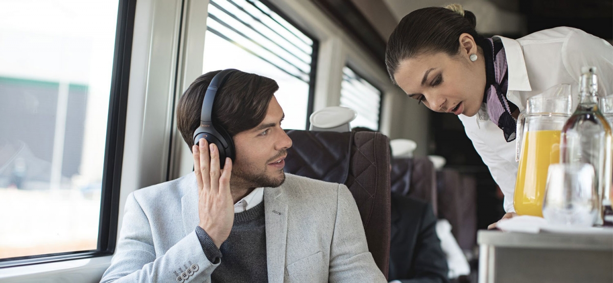 Bezdrátová náhlavní Bluetooth sluchátka Sony WH-1000XM3 s funkcí inteligentního poslechu Smart Listening