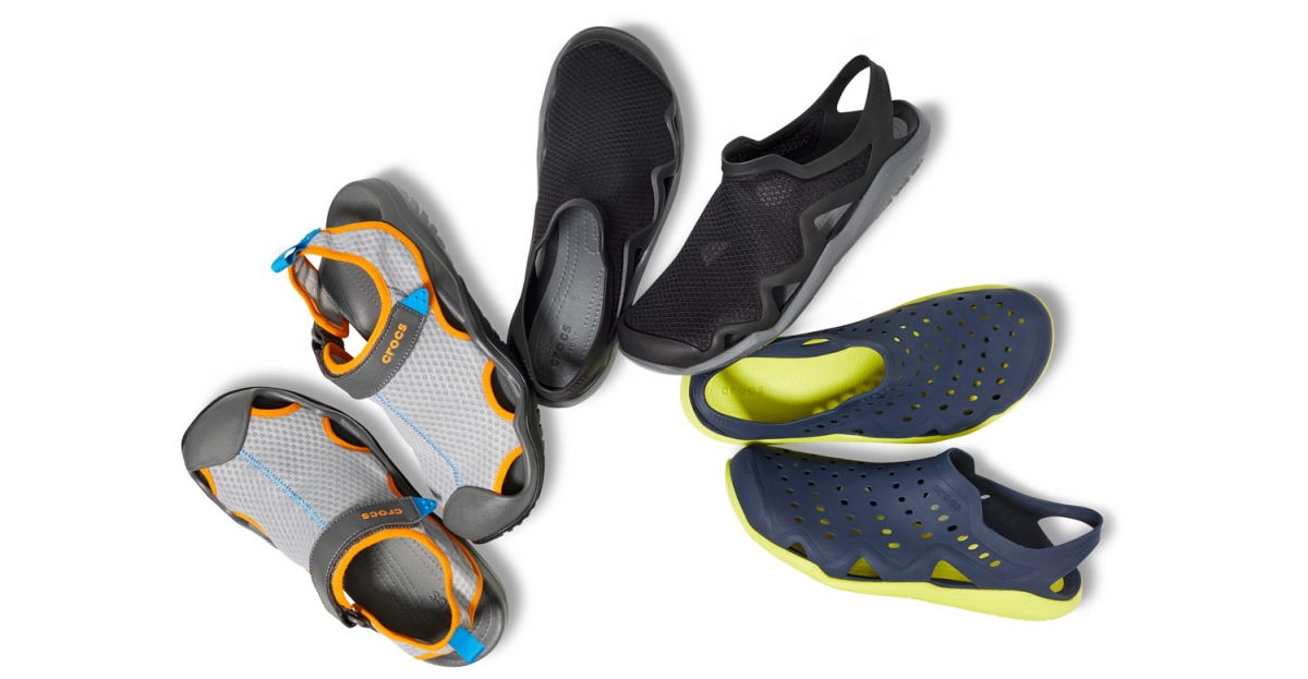 Pánské boty (nazouváky) Crocs Swiftwater Mesh Wave jako jeden z nejaktivnějších modelů Crocs pro muže