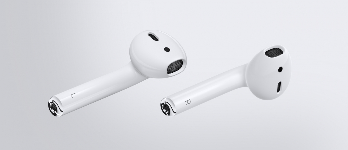 Bezdrátová Bluetooth sluchátka do uší Apple AirPods jsou ještě kouzelnější než posledně